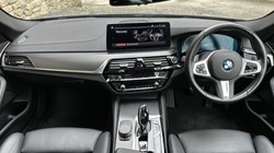 2021 (71) BMW 5 SERIES 520d MHT M Sport 4dr Saloon  3054516