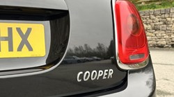 2015 (65) MINI HATCHBACK 1.5 Cooper 5dr Auto 3092230