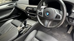 2020 (70) BMW 5 SERIES 520d MHT M Sport 5dr Touring  3120578