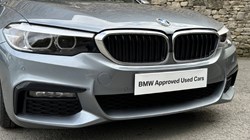 2020 (70) BMW 5 SERIES 520d MHT M Sport 5dr Touring  3120637