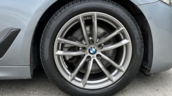 2020 (70) BMW 5 SERIES 520d MHT M Sport 5dr Touring  3120630