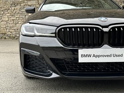 2023 (72) BMW 5 SERIES 520d xDrive MHT M Sport 4dr Saloon 
