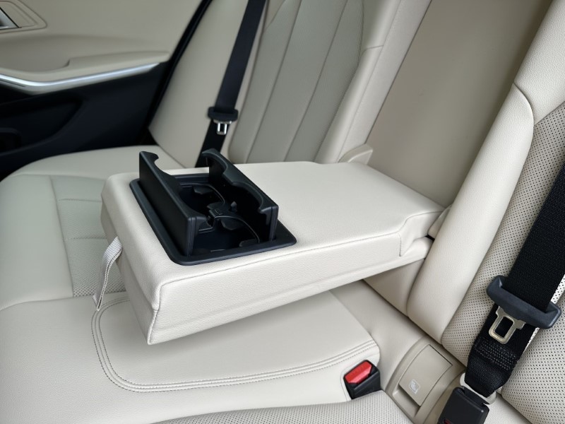 2024 (24) BMW 3 SERIES 320i Sport 4dr Step Auto 3189592