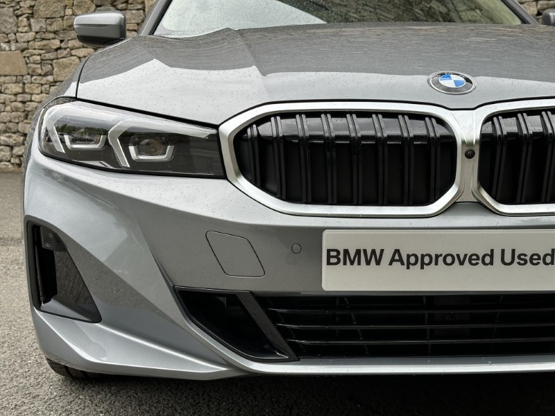 2024 (24) BMW 3 SERIES 320i Sport 4dr Step Auto 3189602