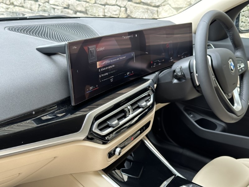 2024 (24) BMW 3 SERIES 320i Sport 4dr Step Auto 3189580