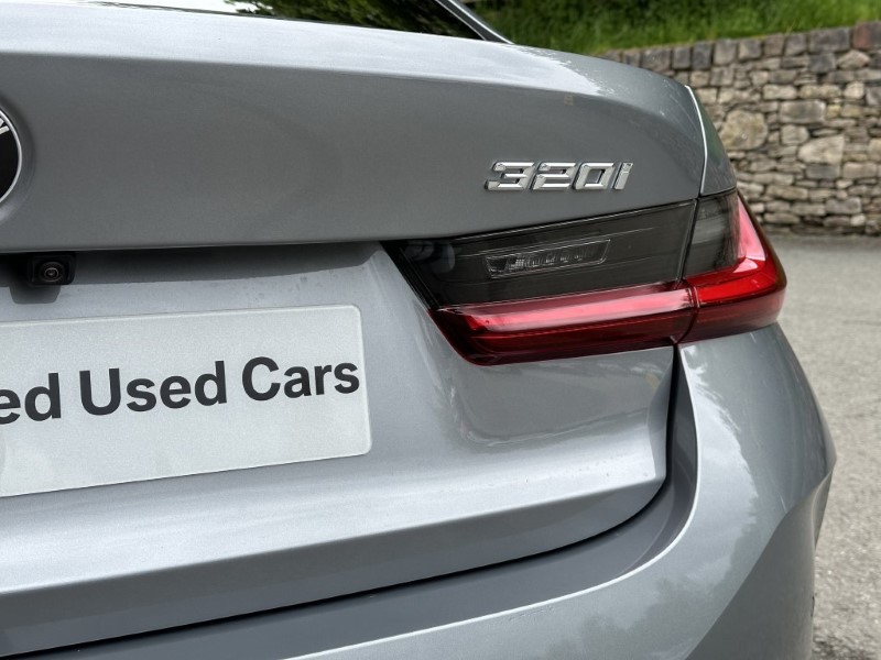 2024 (24) BMW 3 SERIES 320i Sport 4dr Step Auto 3189541