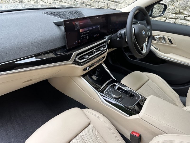 2024 (24) BMW 3 SERIES 320i Sport 4dr Step Auto 3189574