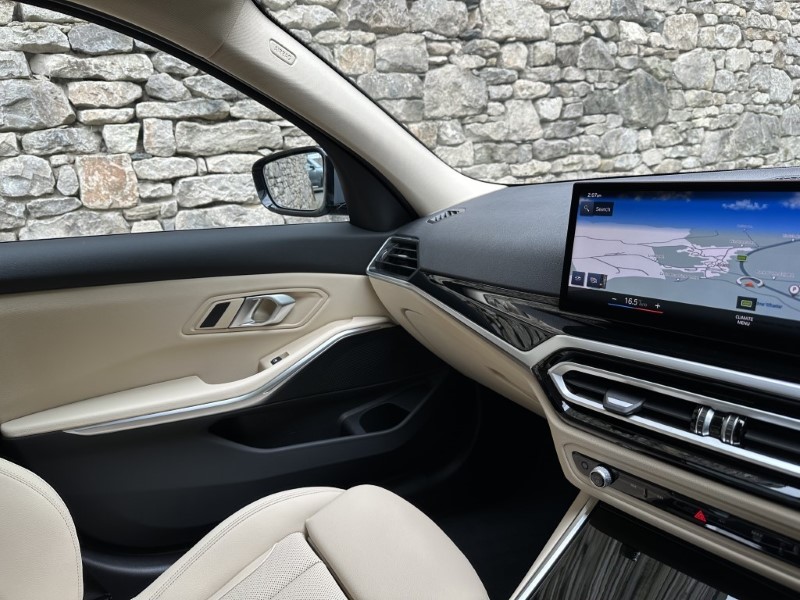 2024 (24) BMW 3 SERIES 320i Sport 4dr Step Auto 3189560