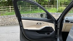 2024 (24) BMW 3 SERIES 320i Sport 4dr Step Auto 3189605