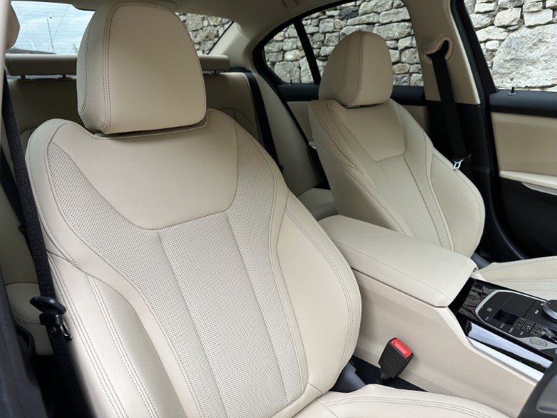 2024 (24) BMW 3 SERIES 320i Sport 4dr Step Auto 3189548