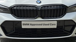 2023 (23) BMW 3 SERIES 320i M Sport 5dr Touring 3226902