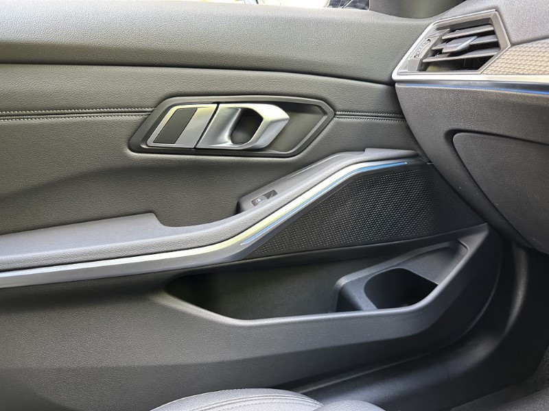 2023 (23) BMW 3 SERIES 320i M Sport 5dr Touring  3226860