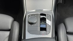 2023 (23) BMW 3 SERIES 320i M Sport 5dr Touring 3226851