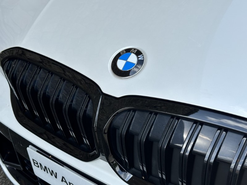 2023 (23) BMW 3 SERIES 320i M Sport 5dr Touring  3226871