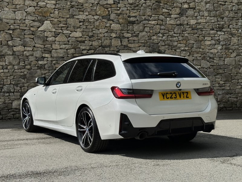 2023 (23) BMW 3 SERIES 320i M Sport 5dr Touring  3226883