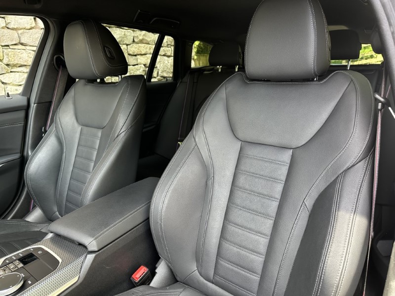 2023 (23) BMW 3 SERIES 320i M Sport 5dr Touring  3226874