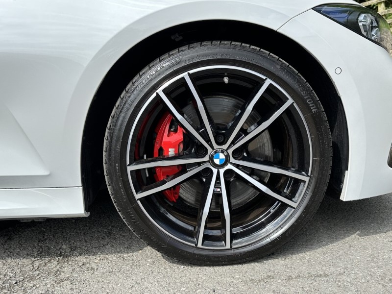 2023 (23) BMW 3 SERIES 320i M Sport 5dr Touring  3226912