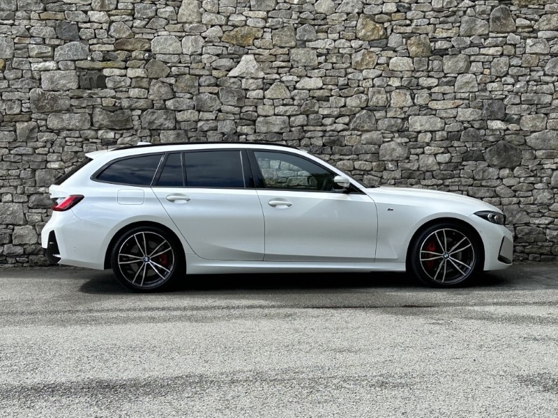 2023 (23) BMW 3 SERIES 320i M Sport 5dr Touring  3226837