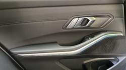 2023 (23) BMW 3 SERIES 320i M Sport 5dr Touring 3226853