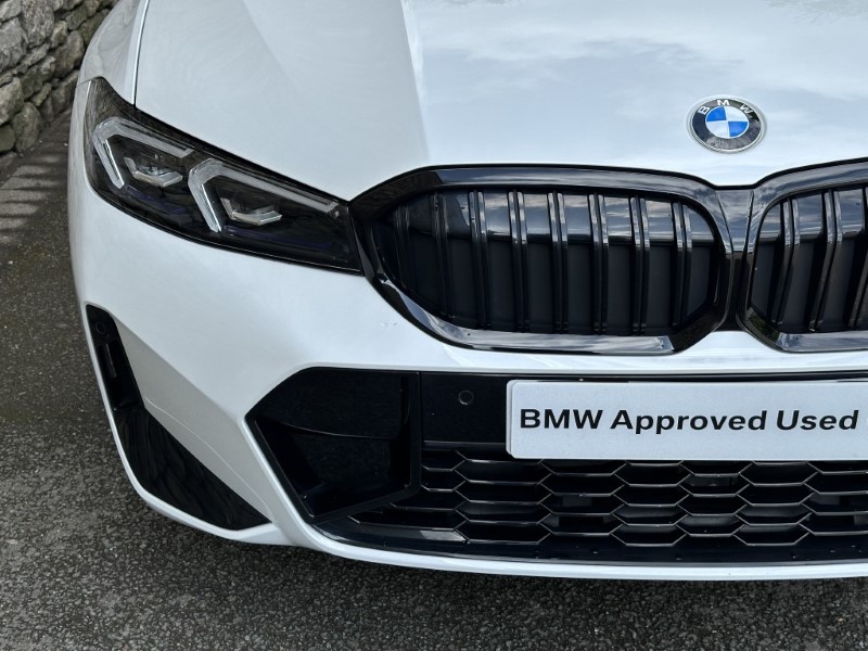 2023 (23) BMW 3 SERIES 320i M Sport 5dr Touring  3226869