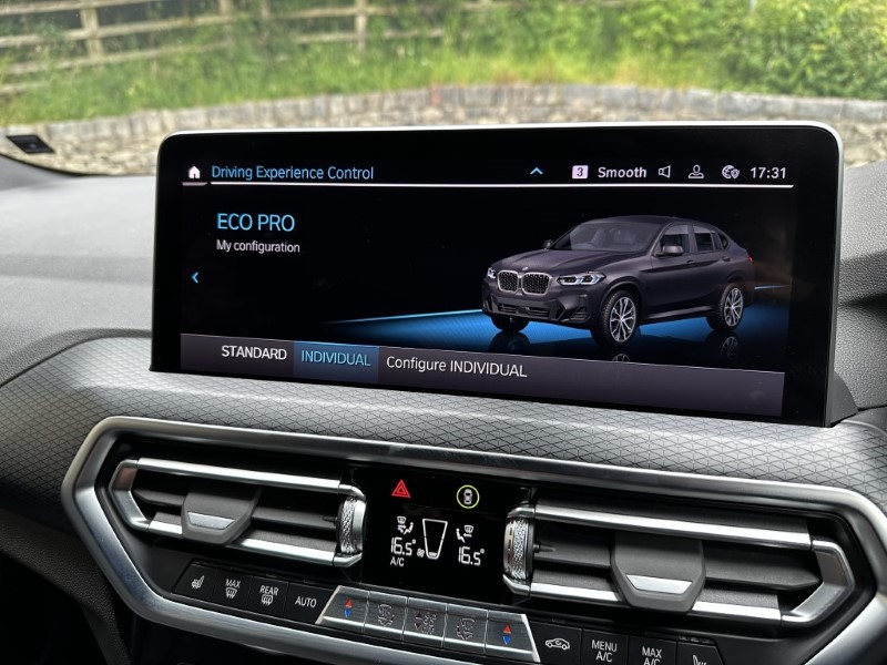 2022 (72) BMW X4 xDrive20d M Sport 5dr 3276375