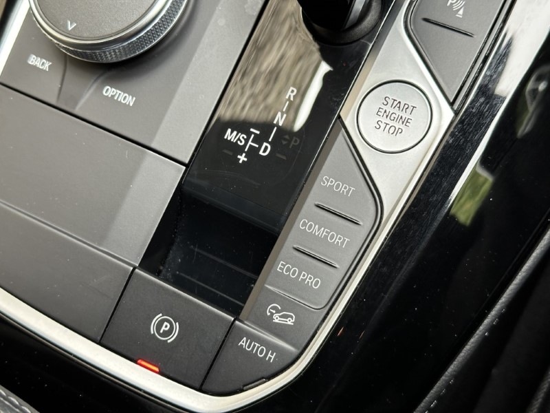 2022 (72) BMW X4 xDrive20d M Sport 5dr 3276336