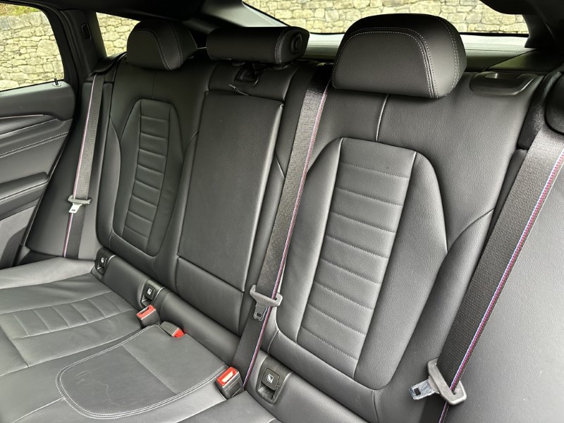 2022 (72) BMW X4 xDrive20d M Sport 5dr 3276367