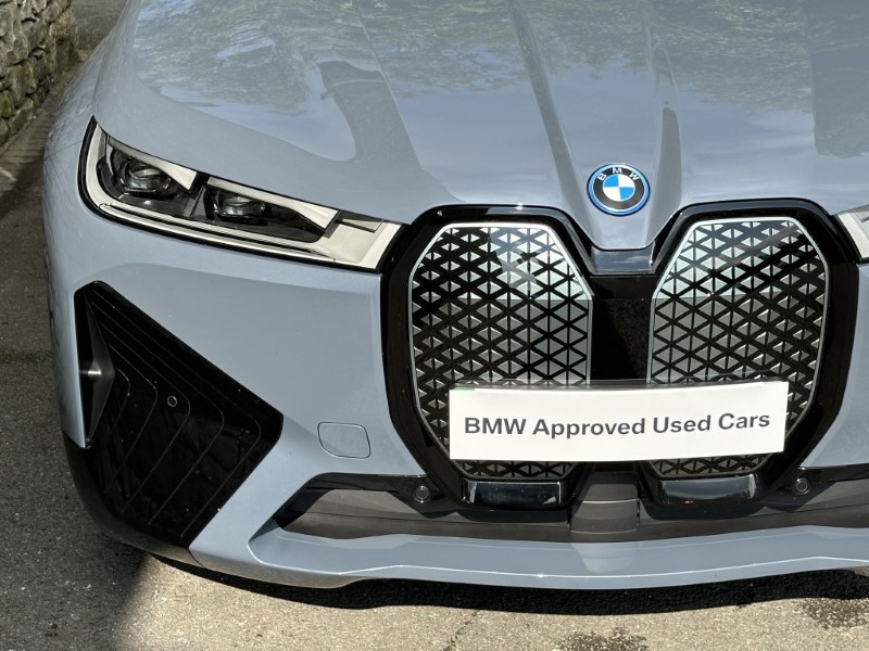 2024 (24) BMW iX 240kW xDrive40 M Sport 76.6kWh 5dr 3341345
