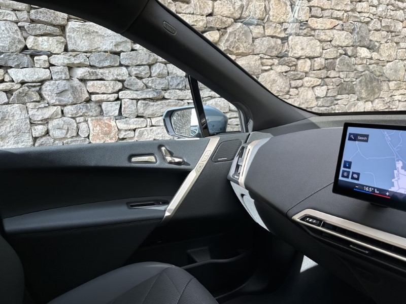 2024 (24) BMW iX 240kW xDrive40 M Sport 76.6kWh 5dr 3341341