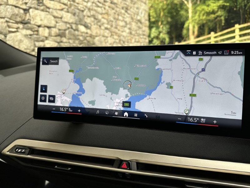 2024 (24) BMW iX 240kW xDrive40 M Sport 76.6kWh 5dr 3341343