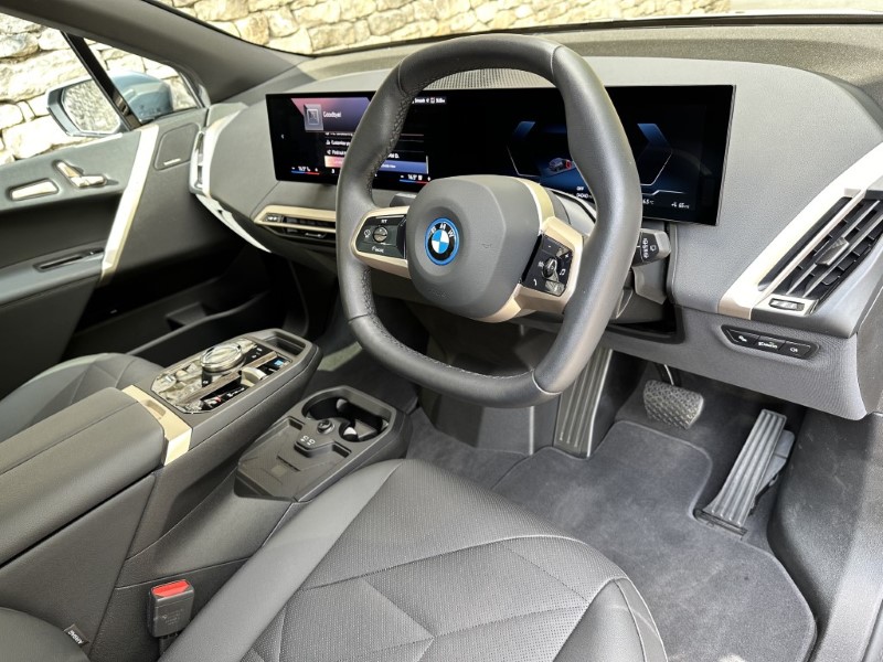 2024 (24) BMW iX 240kW xDrive40 M Sport 76.6kWh 5dr 3341324