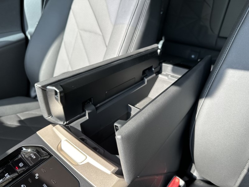 2024 (24) BMW iX 240kW xDrive40 M Sport 76.6kWh 5dr 3341354