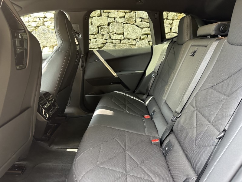 2024 (24) BMW iX 240kW xDrive40 M Sport 76.6kWh 5dr 3341357