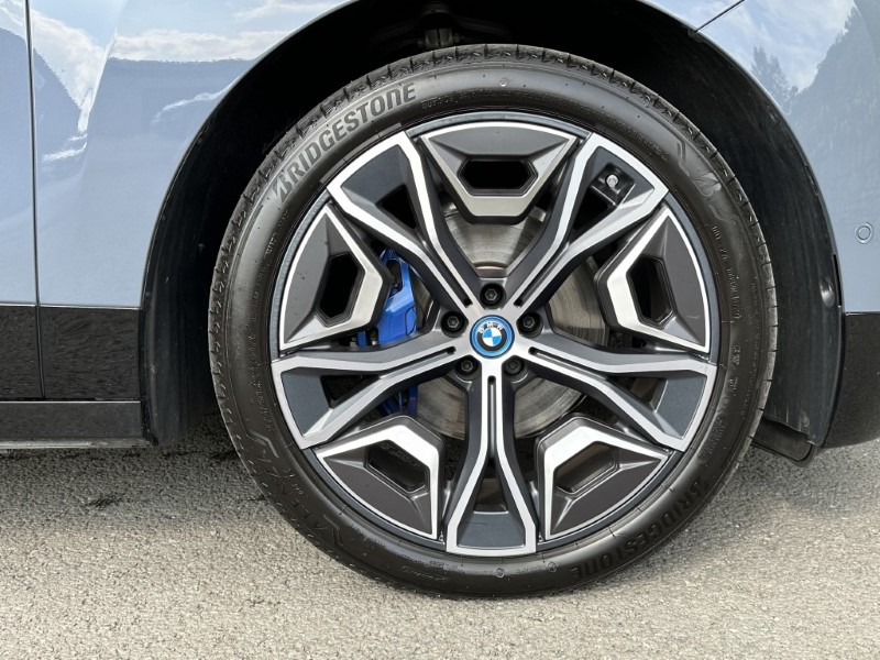 2024 (24) BMW iX 240kW xDrive40 M Sport 76.6kWh 5dr 3341386