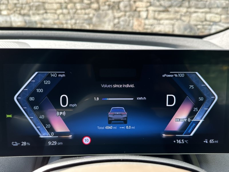 2024 (24) BMW iX 240kW xDrive40 M Sport 76.6kWh 5dr 3341358