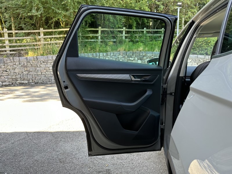 2022 (22) SKODA KAROQ 1.5 TSI SE L 5dr DSG 3421300