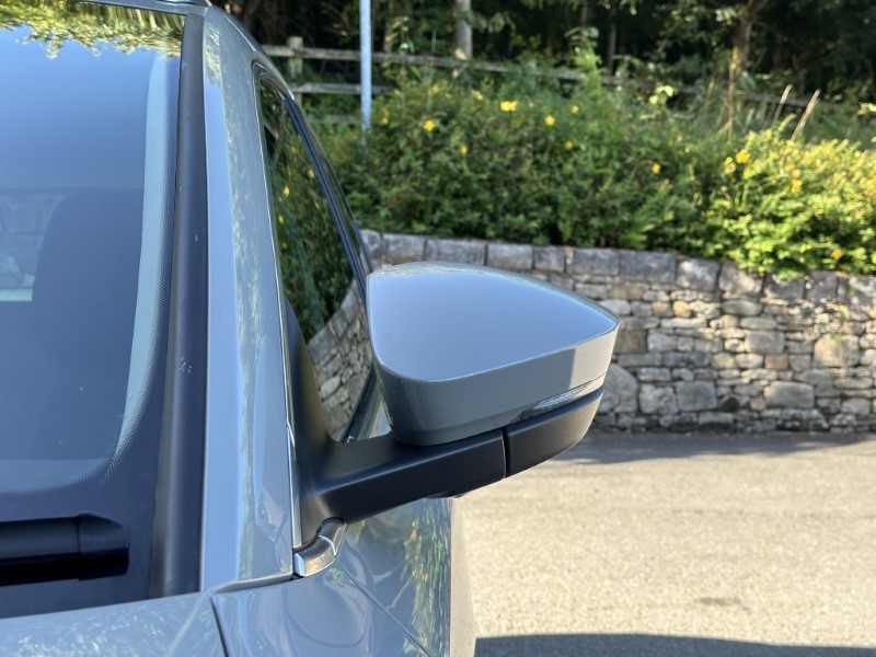 2022 (22) SKODA KAROQ 1.5 TSI SE L 5dr DSG 3421279