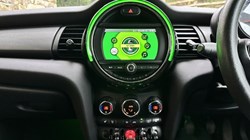 2020 (20) MINI HATCHBACK 1.5 Cooper Classic II 5dr 3543962