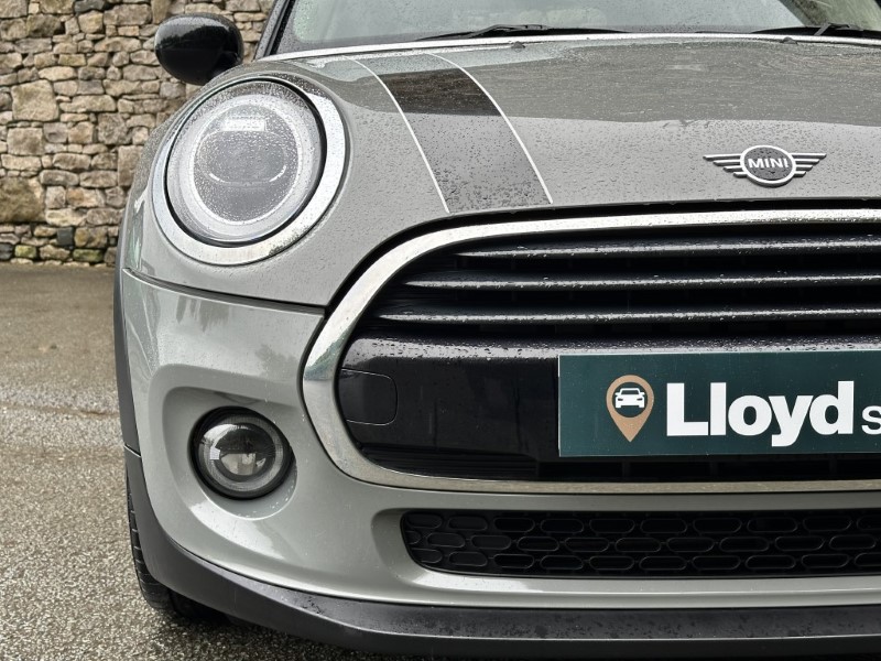 2020 (20) MINI HATCHBACK 1.5 Cooper Classic II 5dr 3544068