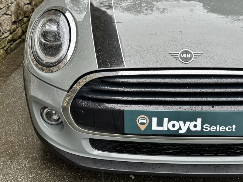 2020 (20) MINI HATCHBACK 1.5 Cooper Classic II 5dr 3544061