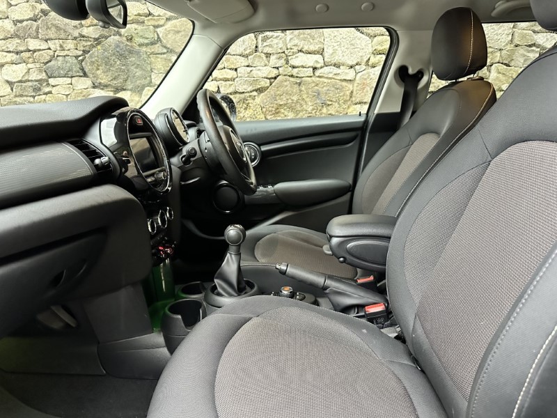 2020 (20) MINI HATCHBACK 1.5 Cooper Classic II 5dr 3543966