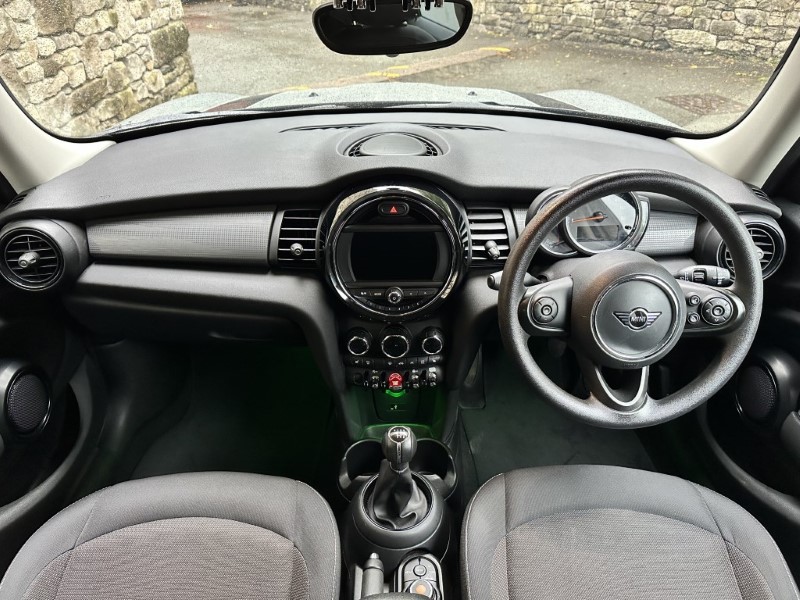 2020 (20) MINI HATCHBACK 1.5 Cooper Classic II 5dr 3543958