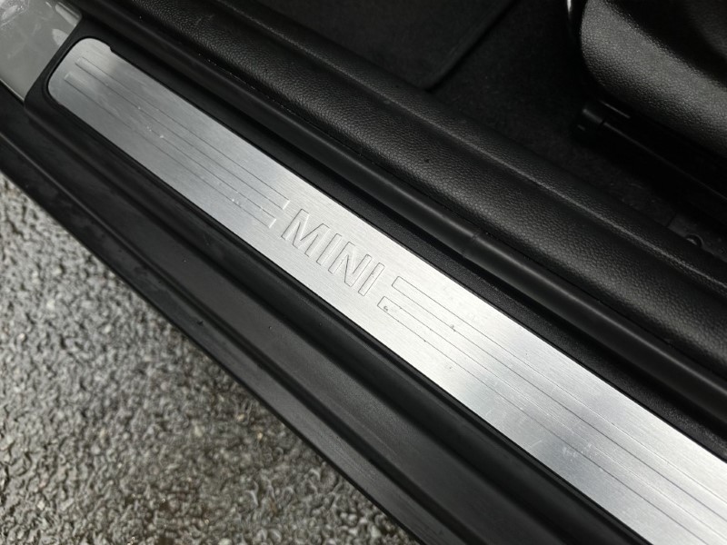 2020 (20) MINI HATCHBACK 1.5 Cooper Classic II 5dr 3543971