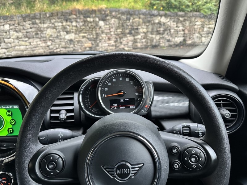 2020 (20) MINI HATCHBACK 1.5 Cooper Classic II 5dr 3543988