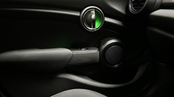 2020 (20) MINI HATCHBACK 1.5 Cooper Classic II 5dr 3543939