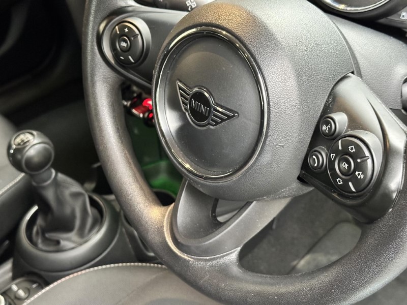 2020 (20) MINI HATCHBACK 1.5 Cooper Classic II 5dr 3543956