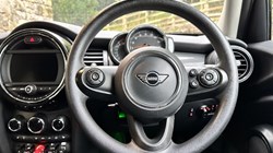 2020 (20) MINI HATCHBACK 1.5 Cooper Classic II 5dr 3543959