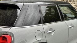 2020 (20) MINI HATCHBACK 1.5 Cooper Classic II 5dr 3543992