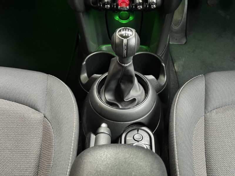 2020 (20) MINI HATCHBACK 1.5 Cooper Classic II 5dr 3543960