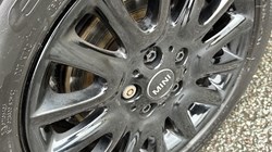 2020 (20) MINI HATCHBACK 1.5 Cooper Classic II 5dr 3543995